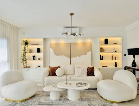 Coronel Fernandez Real Estate